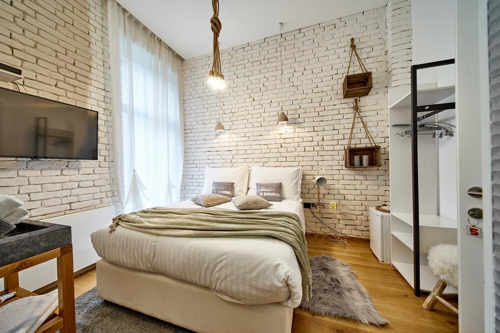 Indigo Centar Hotel Загреб Екстериор снимка