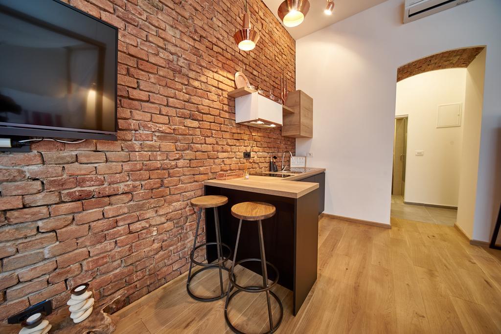 Indigo Centar Hotel Загреб Екстериор снимка